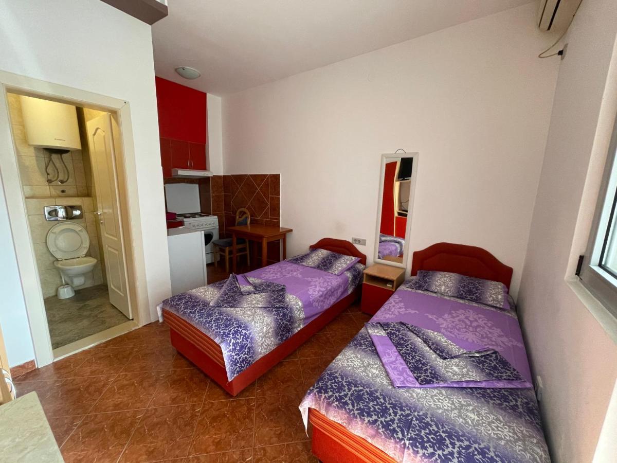 Apartments Zevs ブドヴァ エクステリア 写真