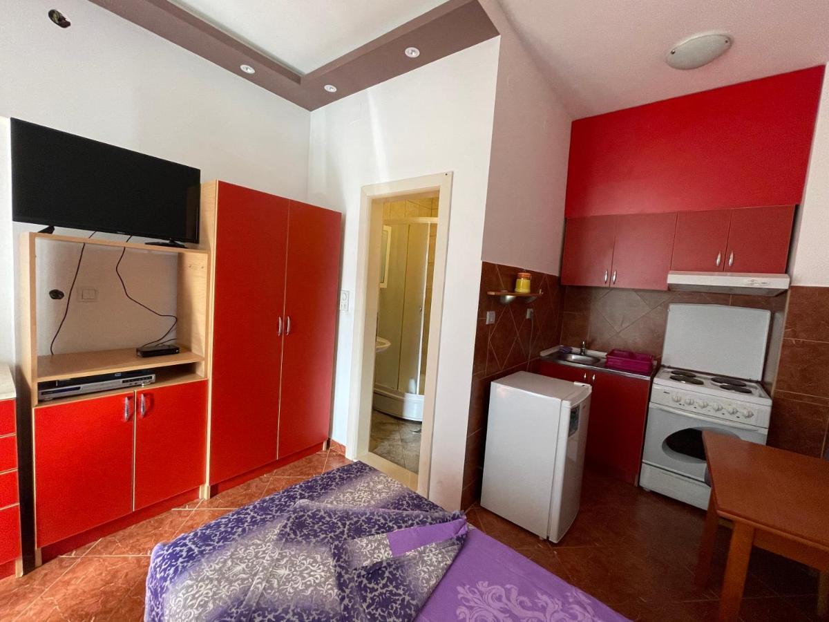 Apartments Zevs ブドヴァ エクステリア 写真