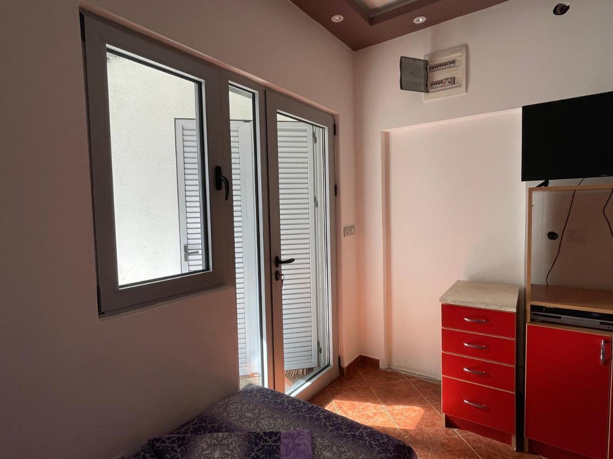 Apartments Zevs ブドヴァ エクステリア 写真