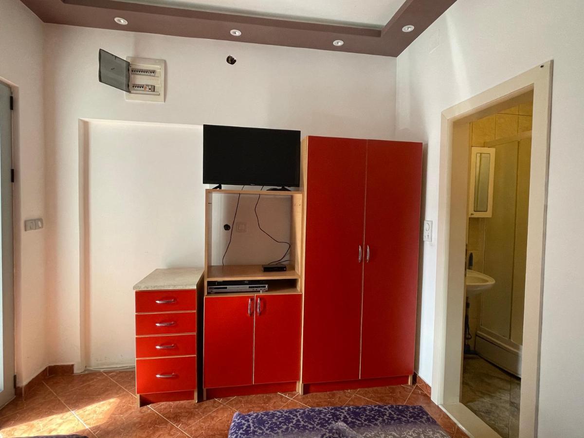 Apartments Zevs ブドヴァ エクステリア 写真