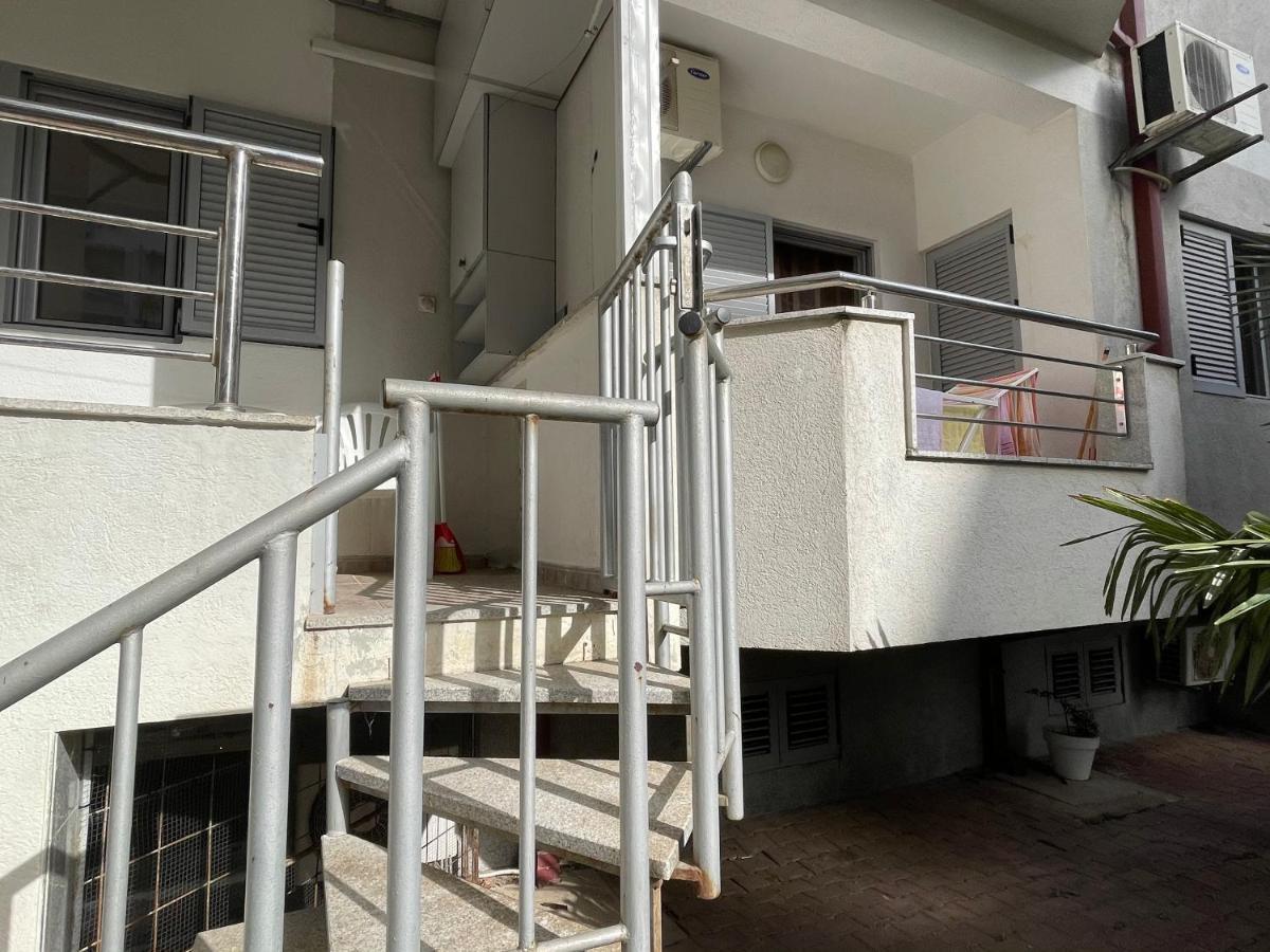 Apartments Zevs ブドヴァ エクステリア 写真